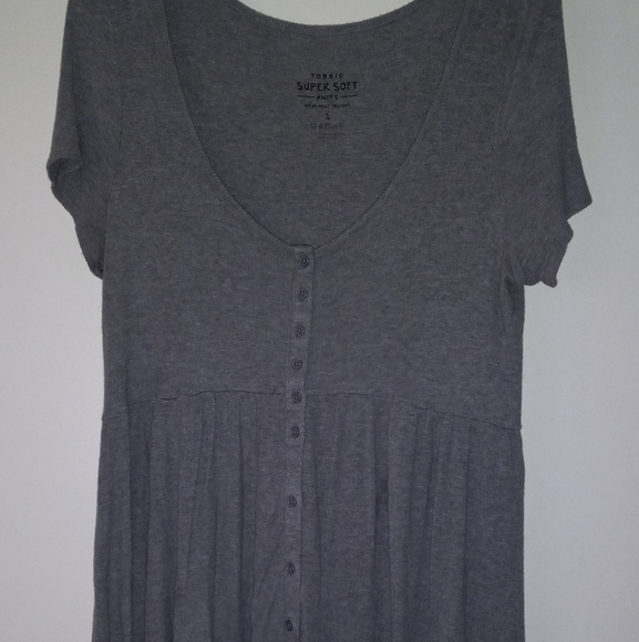 torrid Tops - Torrid 1 knit plunge scoop neck baby doll top